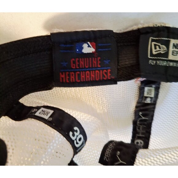 Detroit Tigers Distressed Mesh Adjustable Snapback Cap By New Era Baseball - Picture 6 of 8